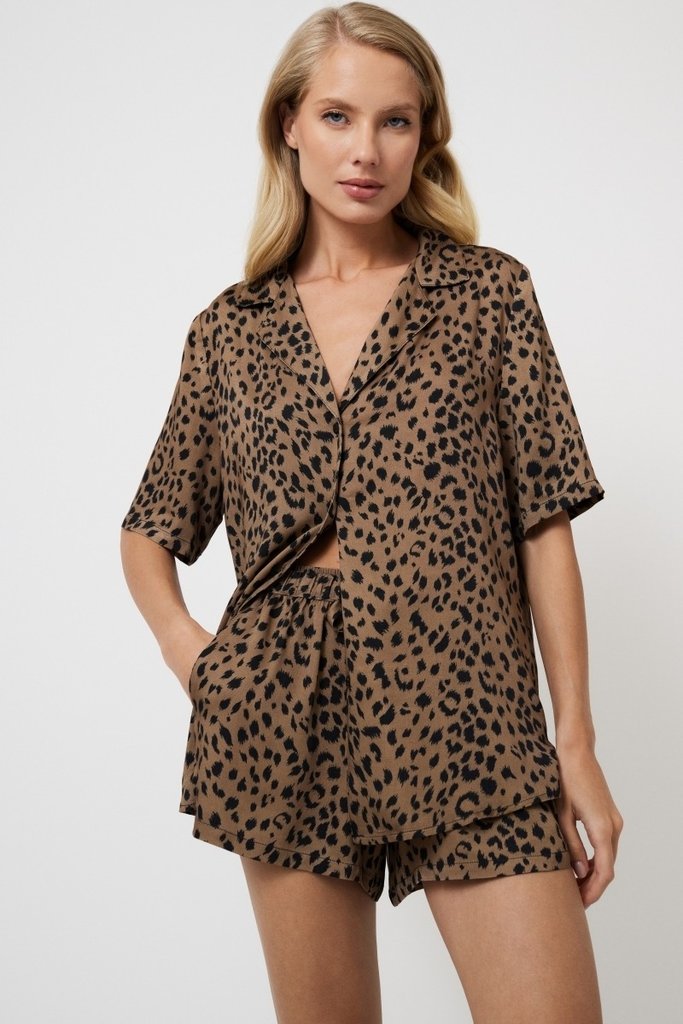 sku: KAYA | Brand: Aruelle  | Size: XSmall Small Medium Large XLarge XXLarge  | Colors: Леопард  | Бренды Aruelle | Домашняя одежда Пижамы | Title: Пижама с шортами KAYA