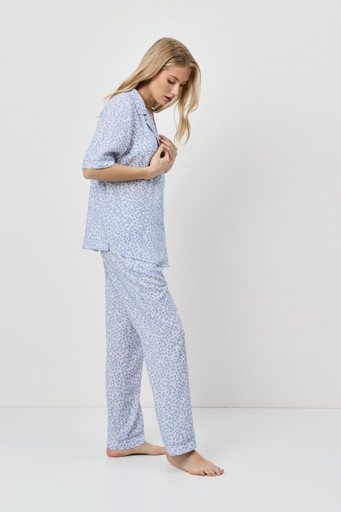 sku: LULLABY | Brand: Aruelle  | Size: XSmall Small Medium Large XLarge XXLarge  | Colors: Светло-Голубой  | Бренды Aruelle | Домашняя одежда Пижамы | Title: Пижама с брюками LULLABY