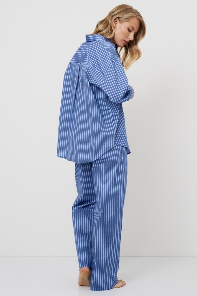 sku: LAVINIA | Brand: Aruelle  | Size: Small Medium Large XLarge XXLarge  | Colors: Синий  | Бренды Aruelle | Домашняя одежда Костюмы | Title: Комплект с брюками LAVINIA SET