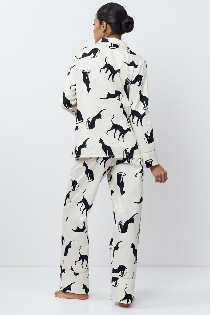 sku: NYRA | Brand: Aruelle  | Size: XSmall Small Medium Large XLarge XXLarge  | Colors: Кремовый/Черный  | Бренды Aruelle | Домашняя одежда Пижамы | Title: Пижама с брюками NYRA