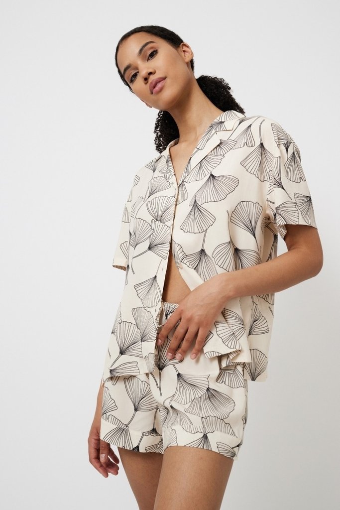 sku: SEASHELL | Brand: Aruelle  | Size: XSmall Small Medium Large XLarge XXLarge  | Colors: Экрю  | Бренды Aruelle | Домашняя одежда Пижамы | Title: Пижама с шортами SEASHELL