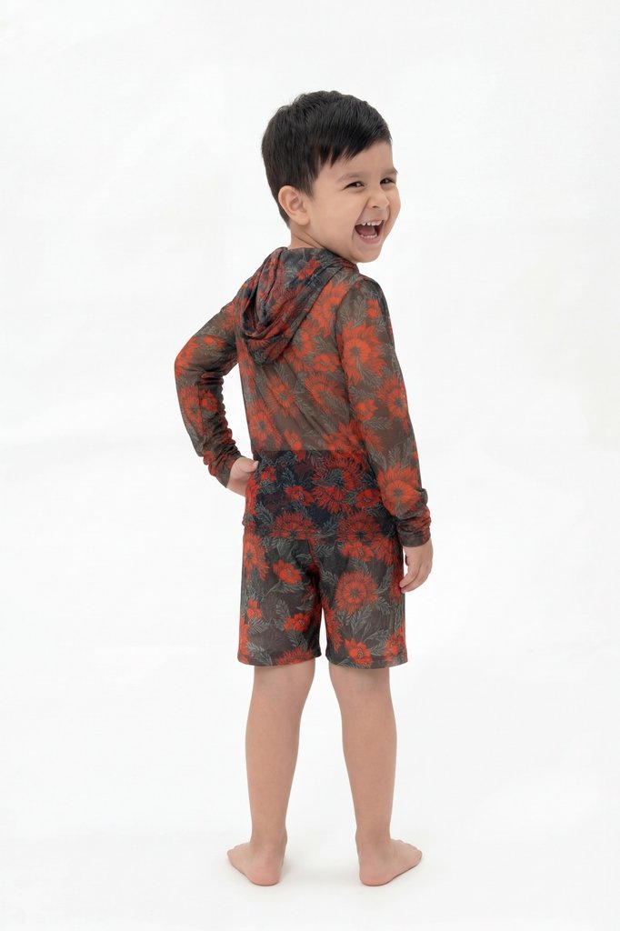 sku: 26002560 | Brand: RoDaSoleil  | Size: 104 110 116 122 128 134 140 146 152 158  | Colors: Цветной  | Бренды RoDaSoleil | Детские купальники | Title: Футболка АРКАН СОЛНЦЕ Оранжевый с капюшоном