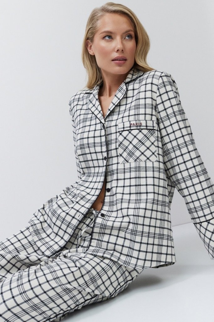 sku: TERRA | Brand: Aruelle  | Size: XSmall Small Medium Large XLarge XXLarge  | Colors: Бежевый/Черный  | Бренды Aruelle | Домашняя одежда Пижамы | Title: Пижама с брюками TERRA