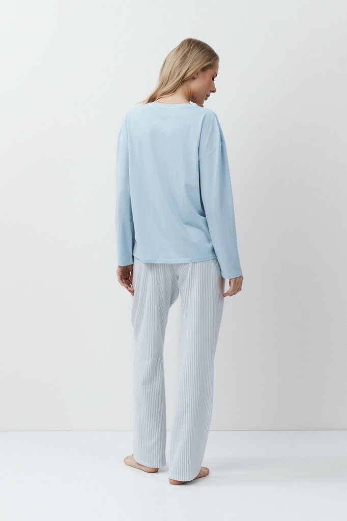 sku: BONNIE | Brand: Aruelle  | Size: XSmall Small Medium Large XLarge XXLarge  | Colors: Голубой  | Бренды Aruelle | Домашняя одежда Пижамы | Title: Пижама с брюками BONNIE