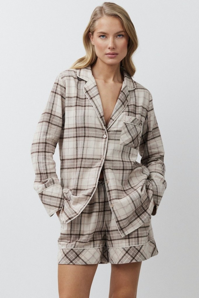 sku: MAELLE | Brand: Aruelle  | Size: XSmall Small Medium Large XLarge XXLarge  | Colors: Бежевый  | Бренды Aruelle | Домашняя одежда Пижамы | Title: Пижама с шортами MAELLE
