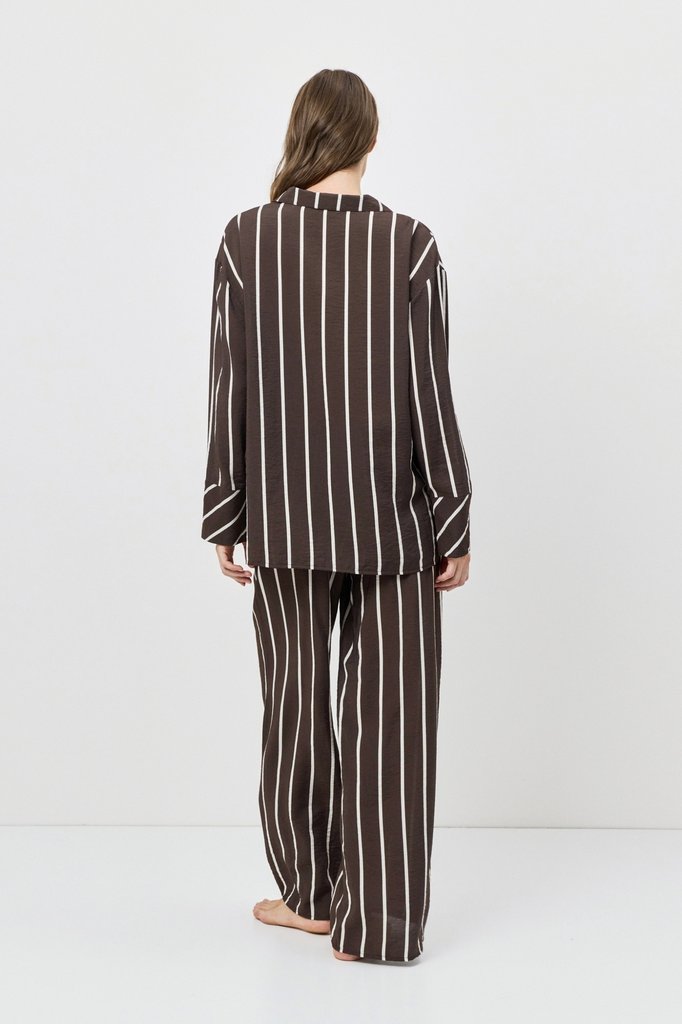 sku: CEDAR | Brand: Aruelle  | Size: XSmall Small Medium Large XLarge XXLarge  | Colors: Шоколадный/Молочный  | Бренды Aruelle | Домашняя одежда Костюмы | Title: Комплект с брюками CEDAR