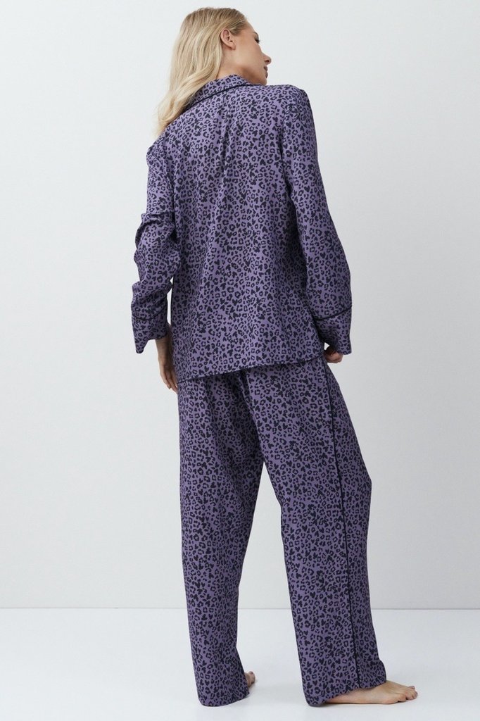 sku: ALIX | Brand: Aruelle  | Size: XSmall Small Medium Large XLarge XXLarge  | Colors: Сиреневый/Черный  | Бренды Aruelle | Домашняя одежда Пижамы | Title: Пижама с брюками ALIX