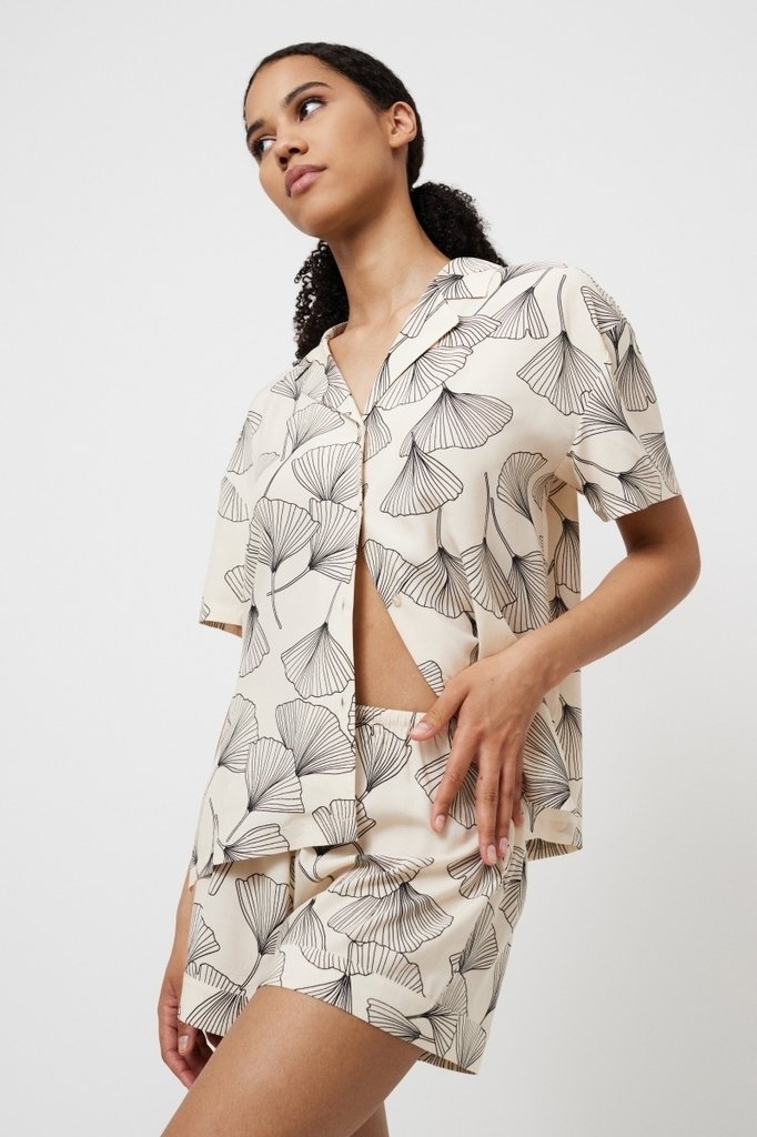 sku: SEASHELL | Brand: Aruelle  | Size: XSmall Small Medium Large XLarge XXLarge  | Colors: Экрю  | Бренды Aruelle | Домашняя одежда Пижамы | Title: Пижама с шортами SEASHELL