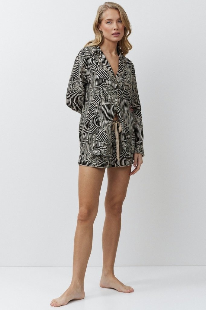 sku: LINNA | Brand: Aruelle  | Size: XSmall Small Medium Large XLarge XXLarge  | Colors: Черный/Мокка  | Бренды Aruelle | Домашняя одежда Пижамы | Title: Пижама с шортами LINNA