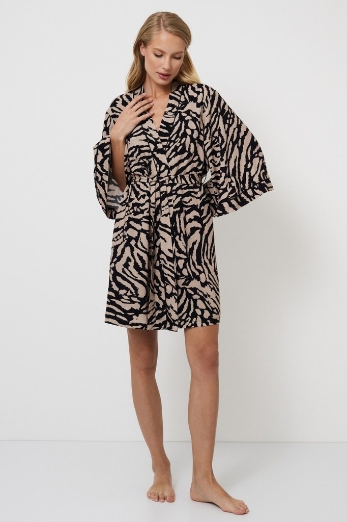 sku: SHERRY | Brand: Aruelle  | Size: XSmall Small Medium Large XLarge  | Colors: Капучино/Черный  | Бренды Aruelle | Домашняя одежда Халаты | Title: Халат SHERRY