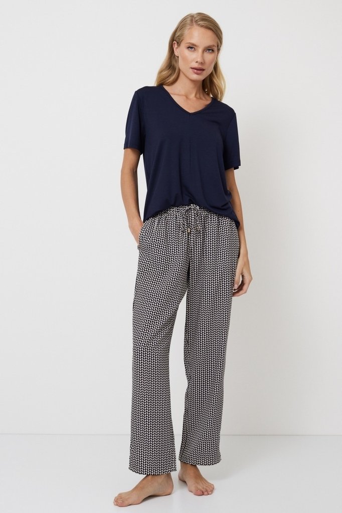 sku: ISOBELL | Brand: Aruelle  | Size: XSmall Small Medium Large XLarge XXLarge  | Colors: Темно Синий/Графит  | Бренды Aruelle | Домашняя одежда Пижамы | Title: Пижама с брюками ISOBELL