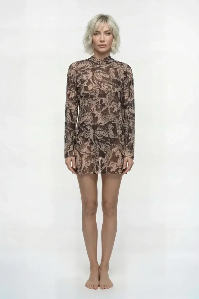 sku: 25004526 | Brand: RoDaSoleil  | Size: L/XL S/M  | Colors: Цветной  | Бренды RoDaSoleil | Пляжная одежда | Title: Футболка ДИКАЯ КОШКА с капюшоном
