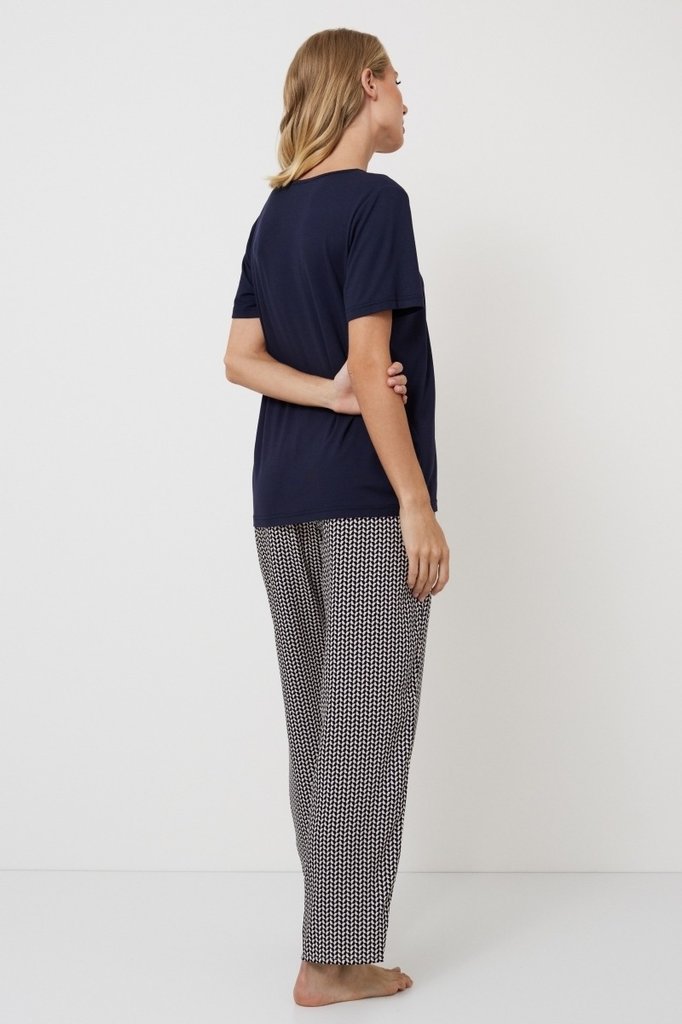 sku: ISOBELL | Brand: Aruelle  | Size: XSmall Small Medium Large XLarge XXLarge  | Colors: Темно Синий/Графит  | Бренды Aruelle | Домашняя одежда Пижамы | Title: Пижама с брюками ISOBELL
