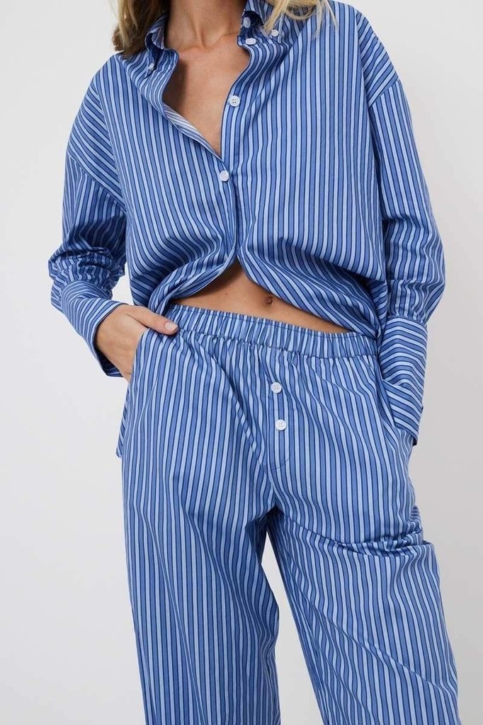 sku: LAVINIA | Brand: Aruelle  | Size: Small Medium Large XLarge XXLarge  | Colors: Синий  | Бренды Aruelle | Домашняя одежда Костюмы | Title: Комплект с брюками LAVINIA SET