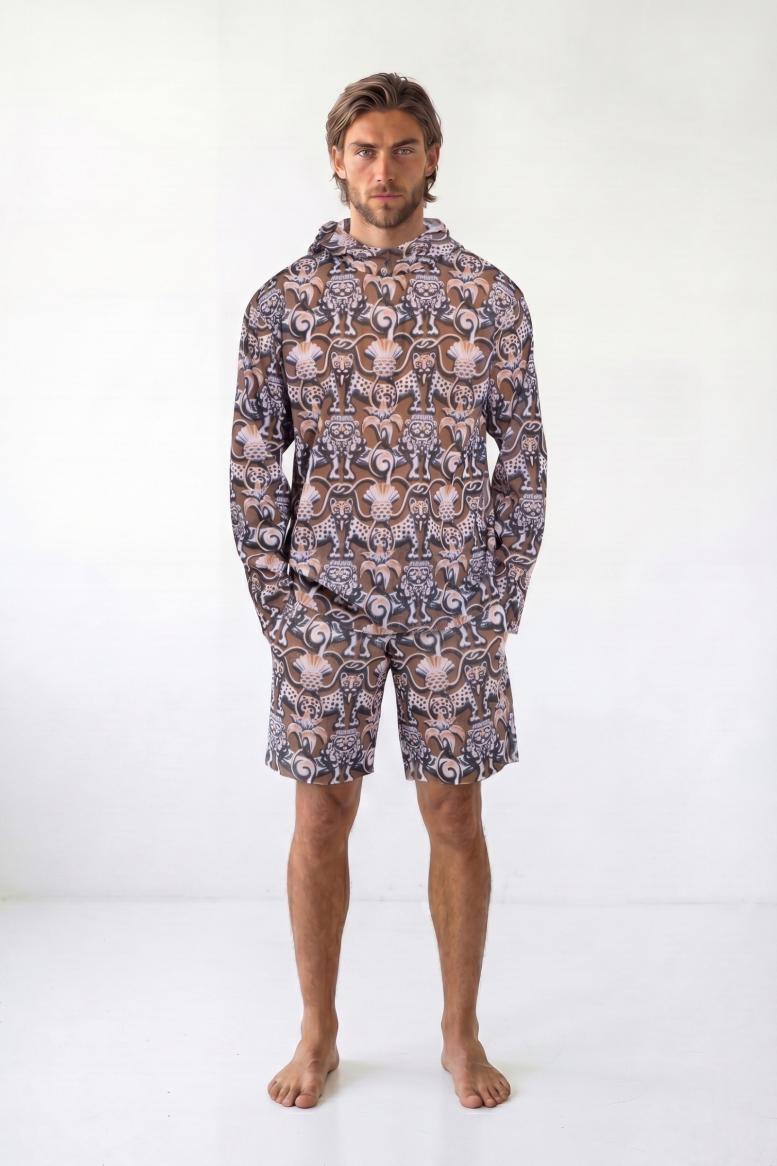 sku: 26003214 | Brand: RoDaSoleil  | Size: Small Medium Large XLarge XXLarge  | Colors: Цветной  | Бренды RoDaSoleil | Мужская коллекция Пляжная одежда | Title: Футболка СРЕДНЕВЕКОВЬЕ Коричневый с капюшоном