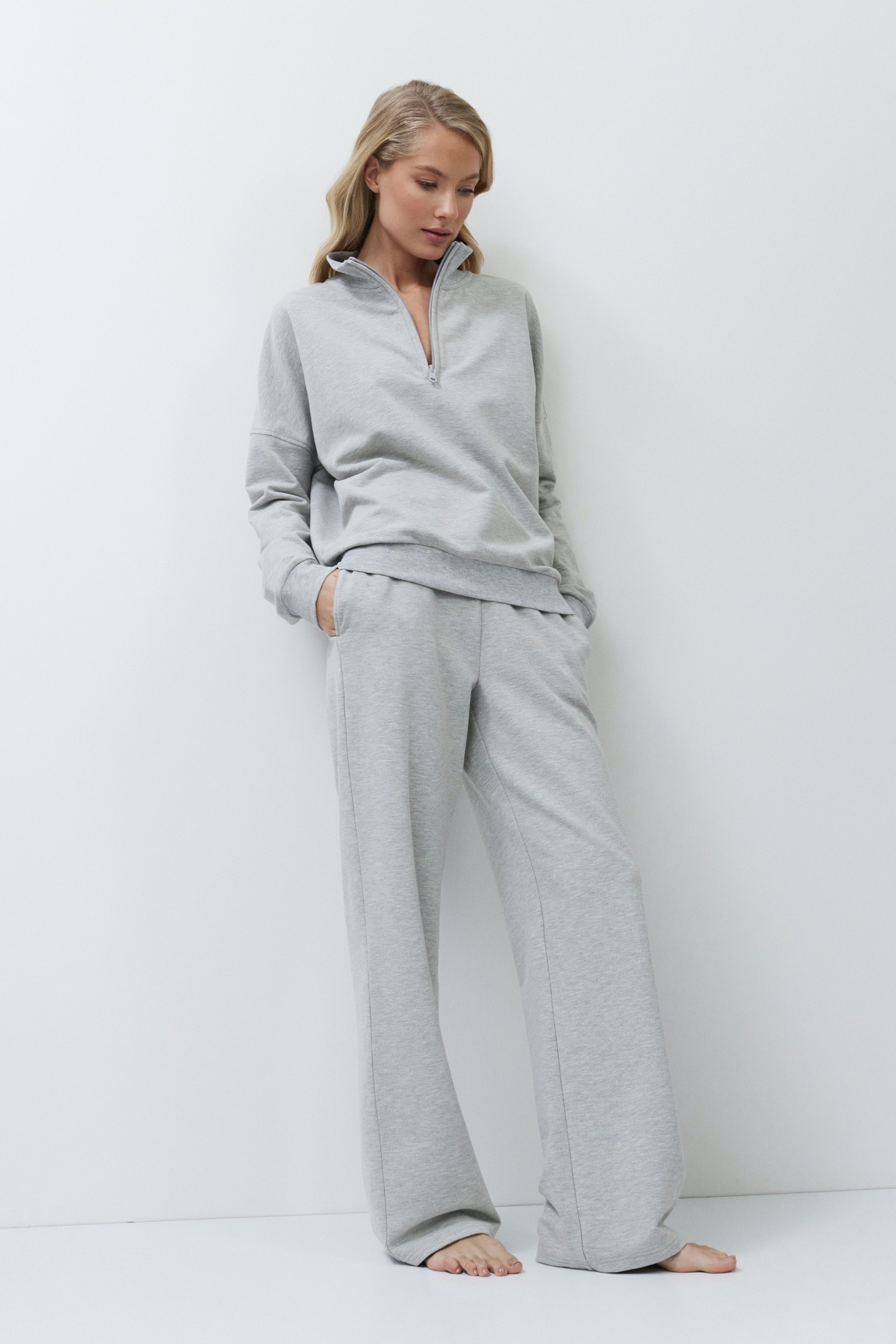 sku: AVY SET | Brand: Aruelle  | Size: XSmall Small Medium Large XLarge XXLarge  | Colors: Серый  | Бренды Aruelle | Домашняя одежда Костюмы | Title: Комплект с брюками AVY SET