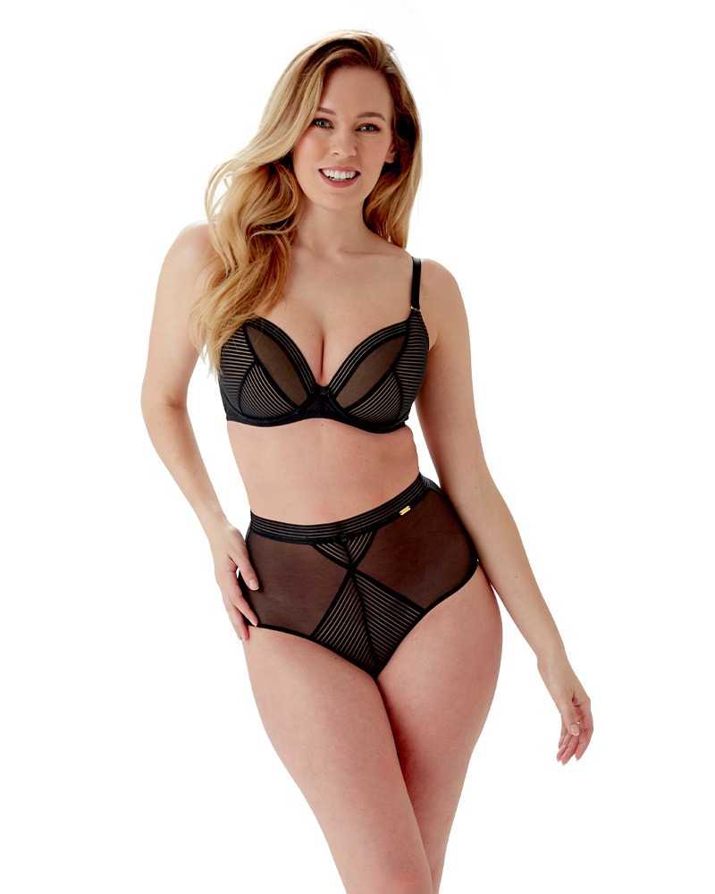 sku: 18801 | Brand: Gossard  | Size: 70 B 70 C 70 D 70 E 75 B 75 C 75 D 75 E 80 B 80 C 80 D 80 E  | Colors: Черный  | Бренды Gossard | Бюстгальтер Нижнее белье Формованная чашка | Title: Бюстгальтер SHEER STRIPE