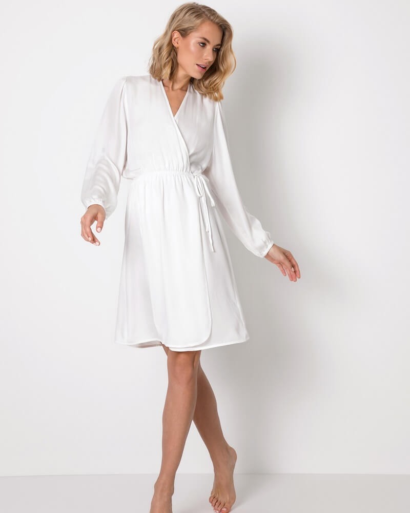 sku: IRIS | Brand: Aruelle  | Size: XSmall Small Medium Large XLarge  | Colors: Белый  | Бренды Aruelle | Домашняя одежда Халаты | Title: Халат IRIS