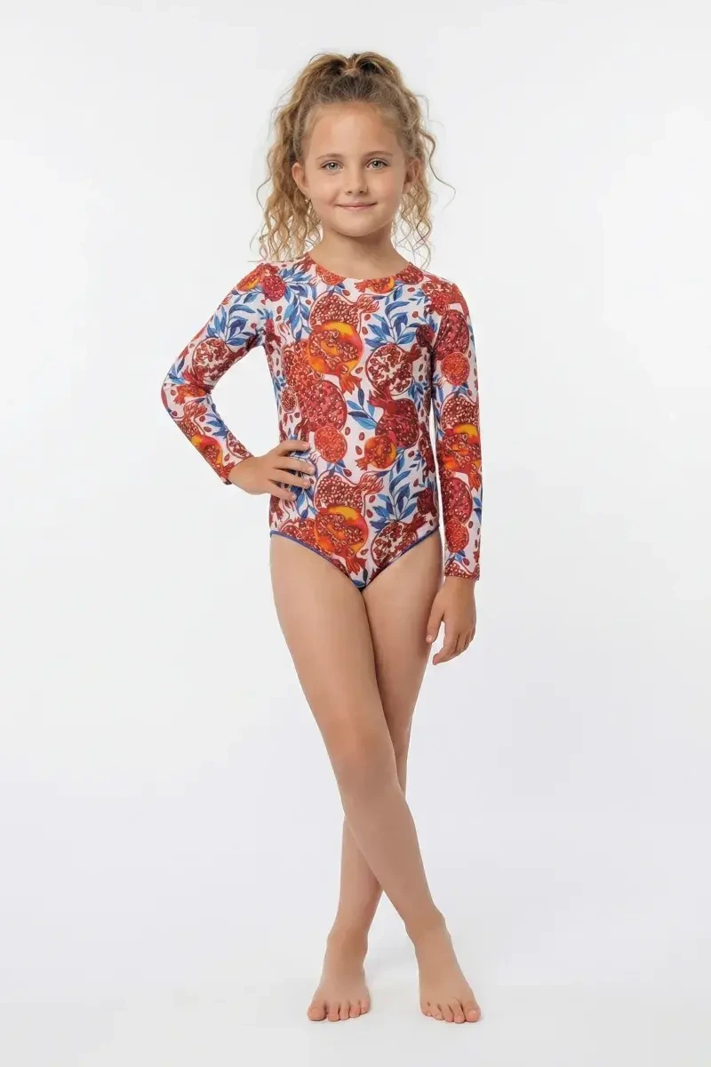 sku: 23002342 | Brand: RoDaSoleil  | Size: 104 110 116 122 128 134 140 146  | Colors: Красный  | Бренды RoDaSoleil | Детские купальники | Title: Слитный купальник ГРАНАТЫ КРАСНЫЕ